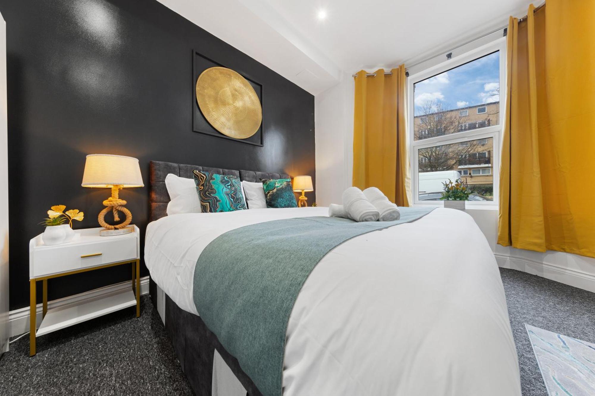 Immaculate 2-bed Escape- Sleeps 6- Garden & Parking - 15 Mins To Central- Save 20 Percent Weekly! Appartement *