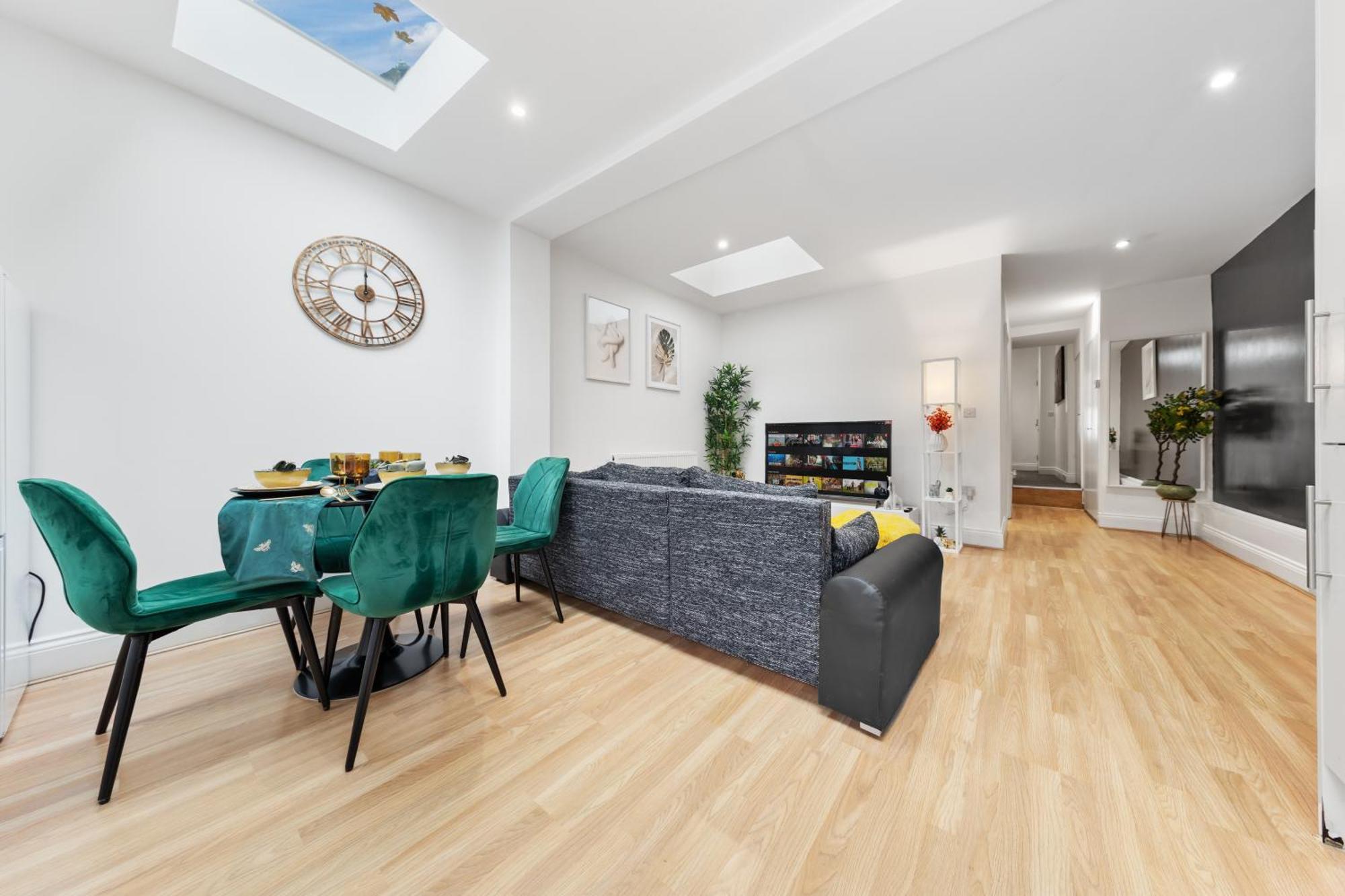 Appartement Immaculate 2-bed Escape- Sleeps 6- Garden & Parking - 15 Mins To Central- Save 20 Percent Weekly! *