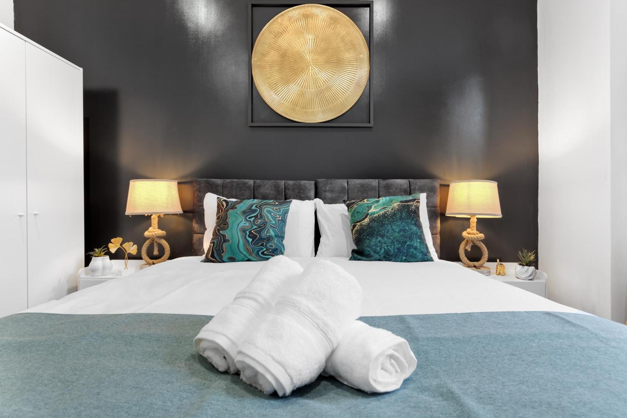 Immaculate 2-bed Escape- Sleeps 6- Garden & Parking - 15 Mins To Central- Save 20 Percent Weekly! Appartement *